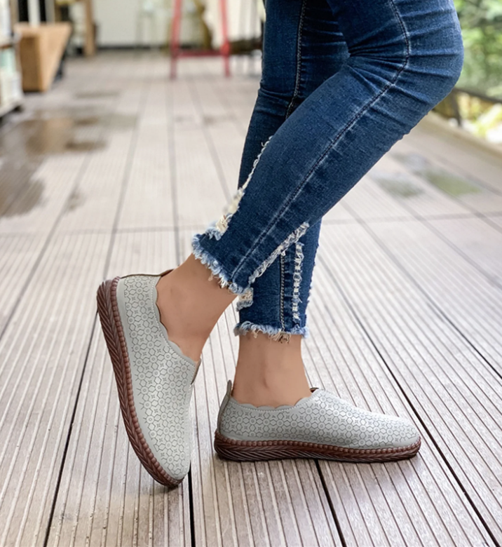 Women's Casual Shoes