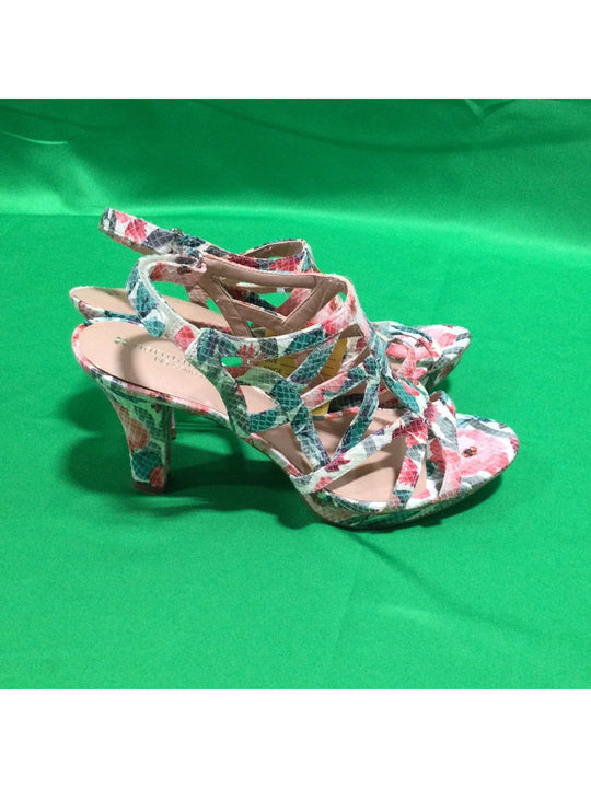 Naturalizer Women Floral High Heels Size 8 1/2 - The Kennedy Collective Thrift - 