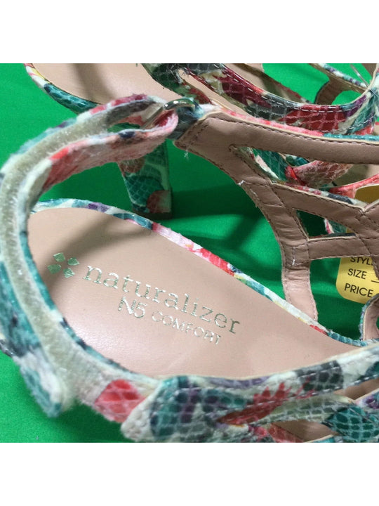 Naturalizer Women Floral High Heels Size 8 1/2 - The Kennedy Collective Thrift - 