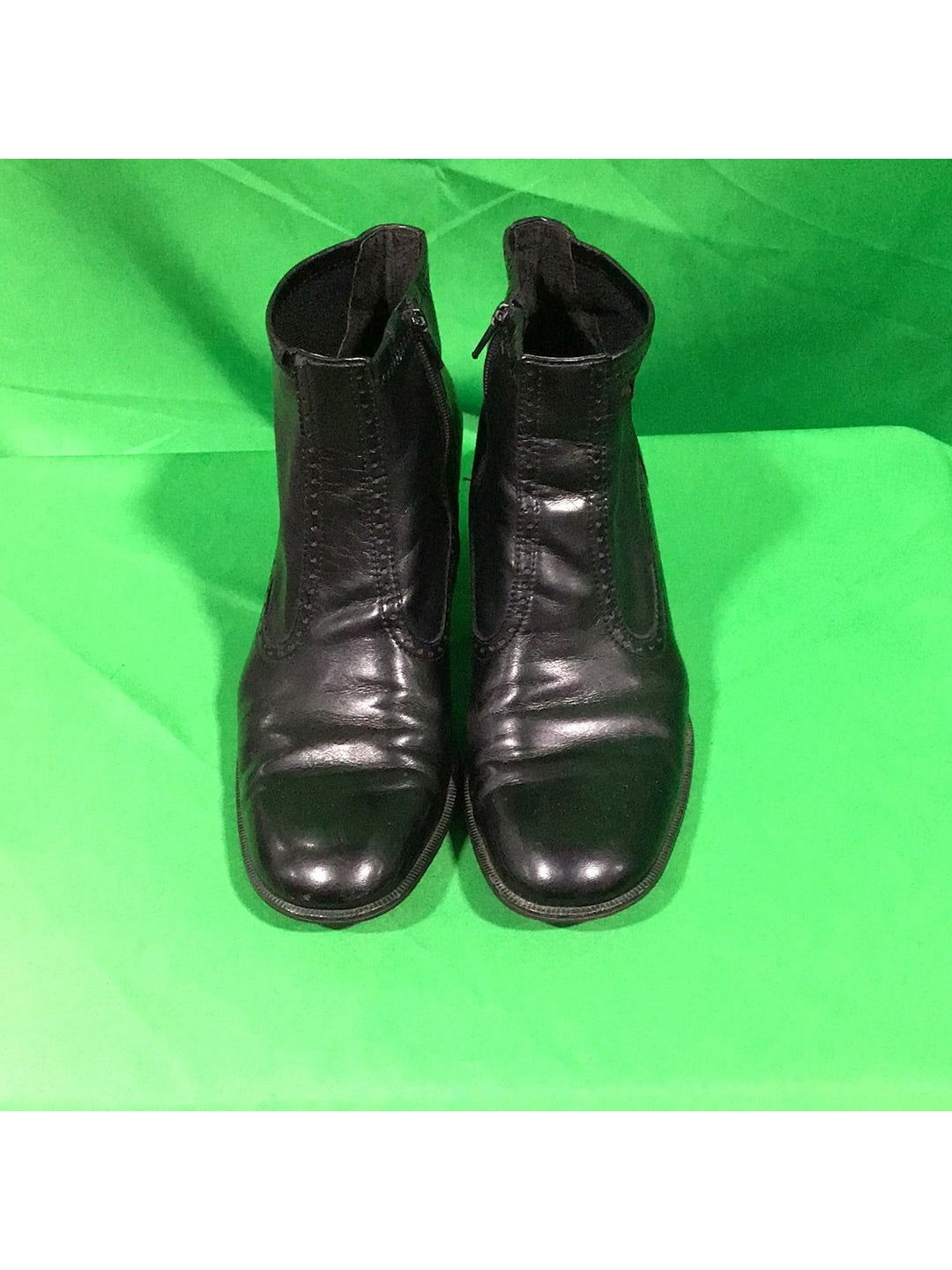 Franco Sarto Ladies Size 7 1/2 M Black Heels in Box - The Kennedy Collective Thrift - 
