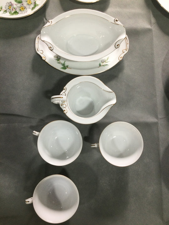 Hira Fine China Dinner Set of 46 Pieces