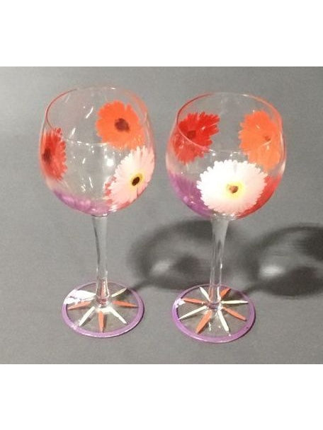 Medium Glass Two Wine Glasses With Flowers