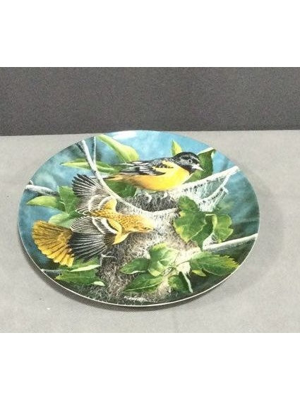 Knowles Medium Baltimore Oriole Collector Plate - In Box