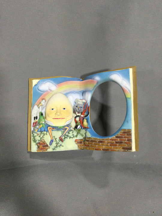 Humpty Dumpty Frame