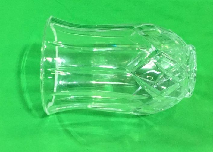 Unknown Company Medium Glass Glass Candle Holder With Diamonds Candle Holder