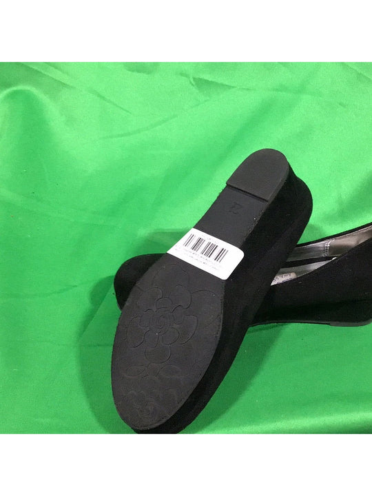 American Eagle Women Black Size 2.5 Heels - The Kennedy Collective Thrift - 