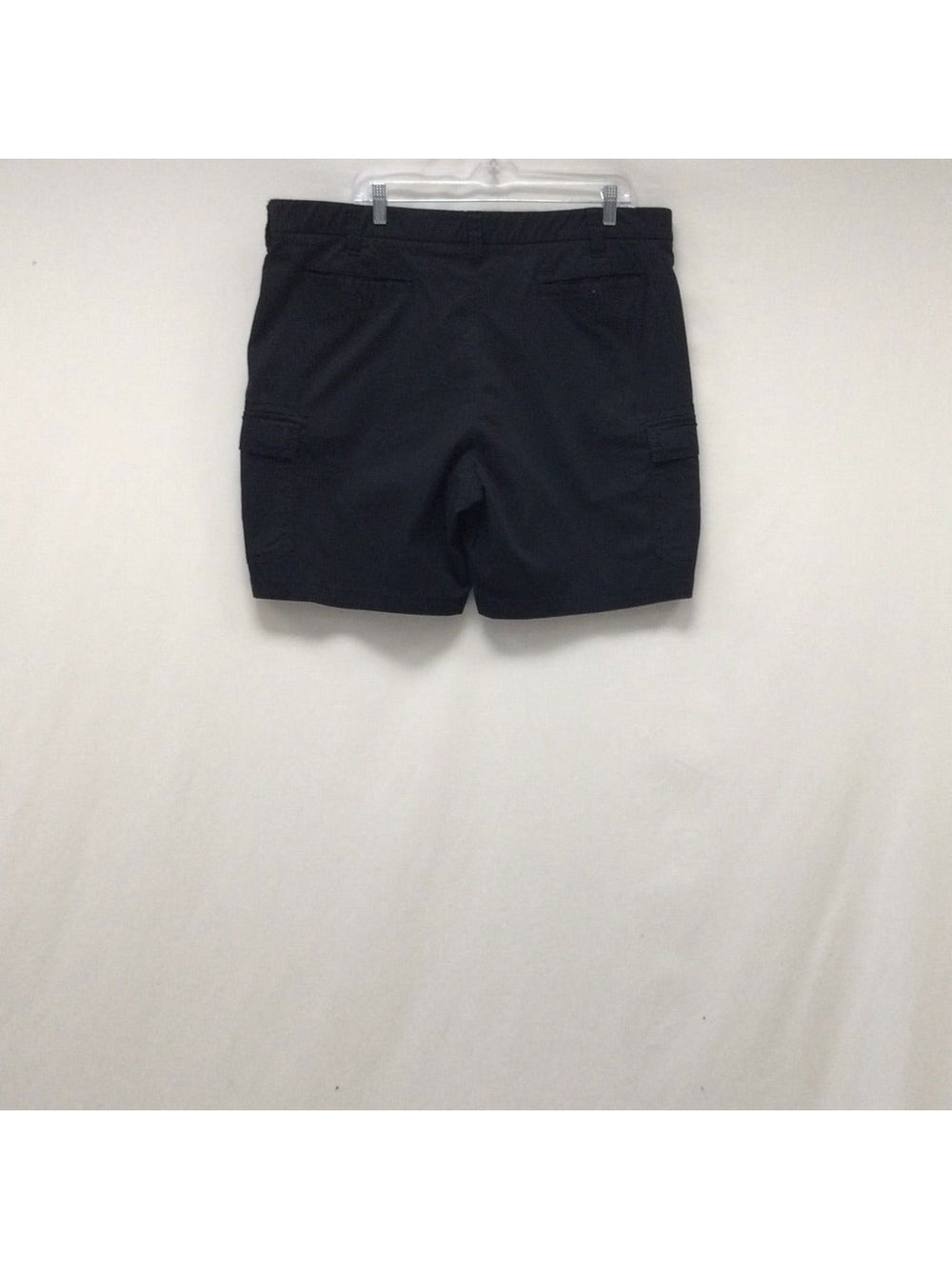 Croft & Barrow Men Black Shorts Size 40 - The Kennedy Collective Thrift - 