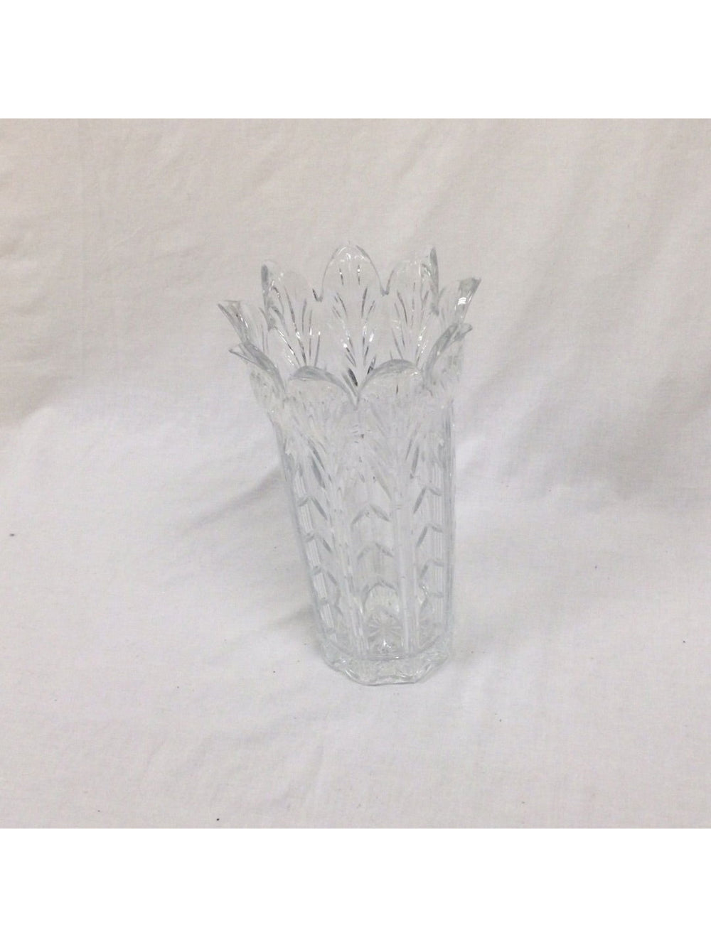 Flower Vase Glass Ware - The Kennedy Collective Thrift - 