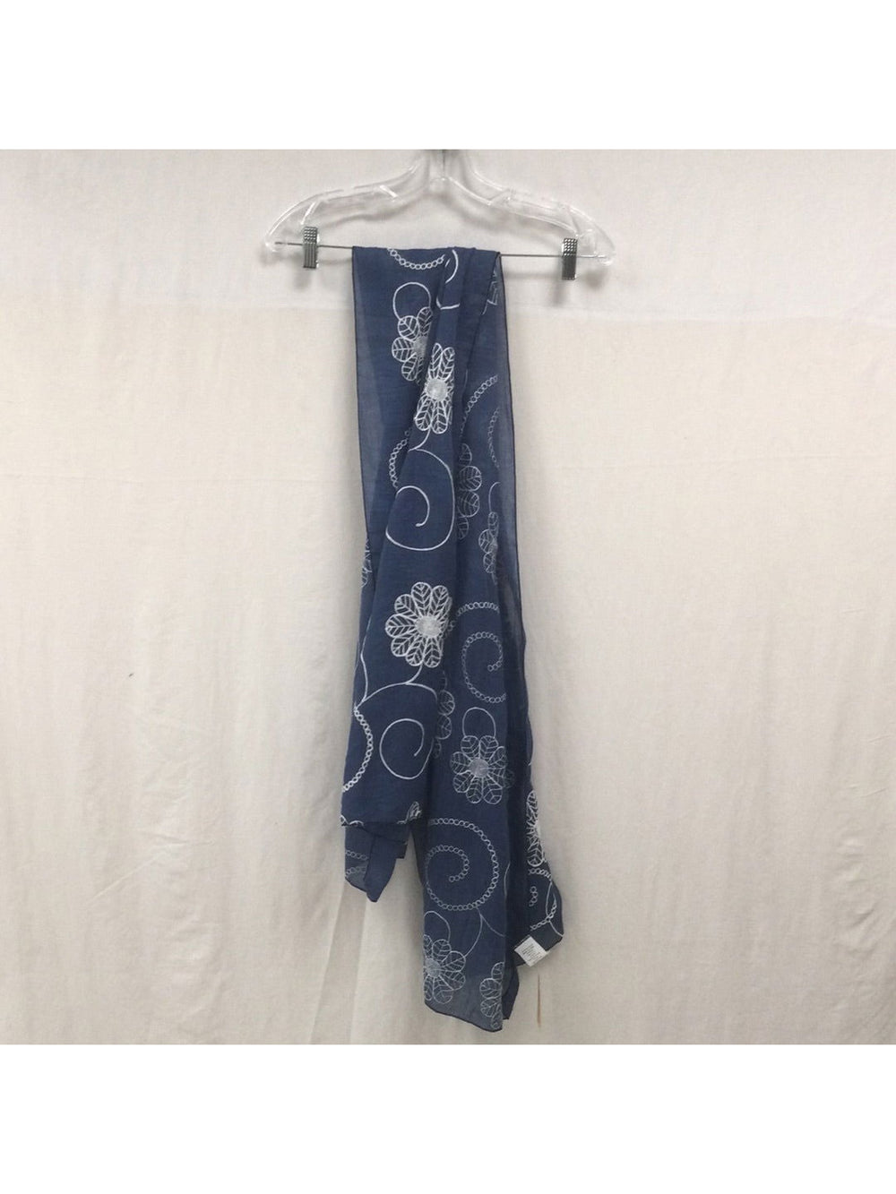 Ganz Ladies One Size White & Blue Flower Twilled Scarf - The Kennedy Collective Thrift - 