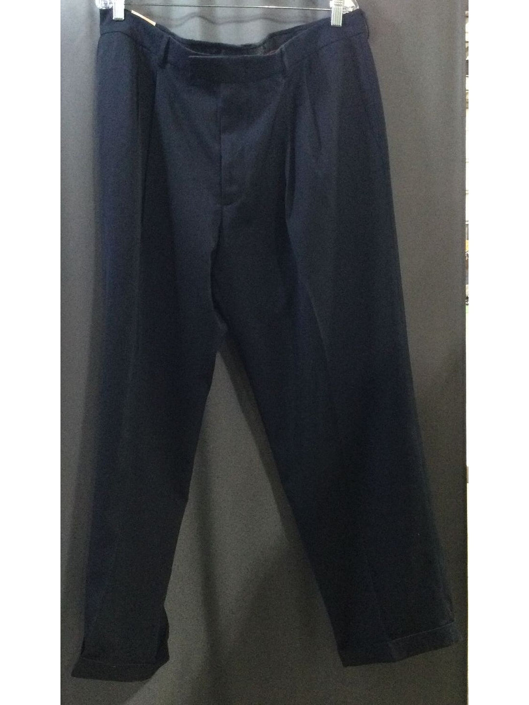 Haggar Black Pants - Size 40L X 30W - Men's - The Kennedy Collective Thrift - 