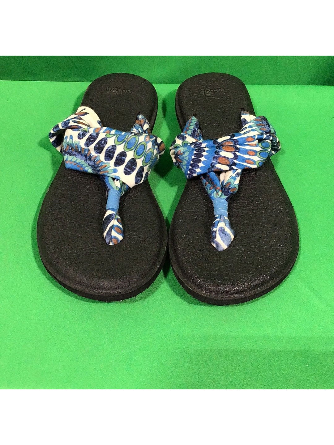 Sanuk Women Black And Blue Sandals - The Kennedy Collective Thrift - 