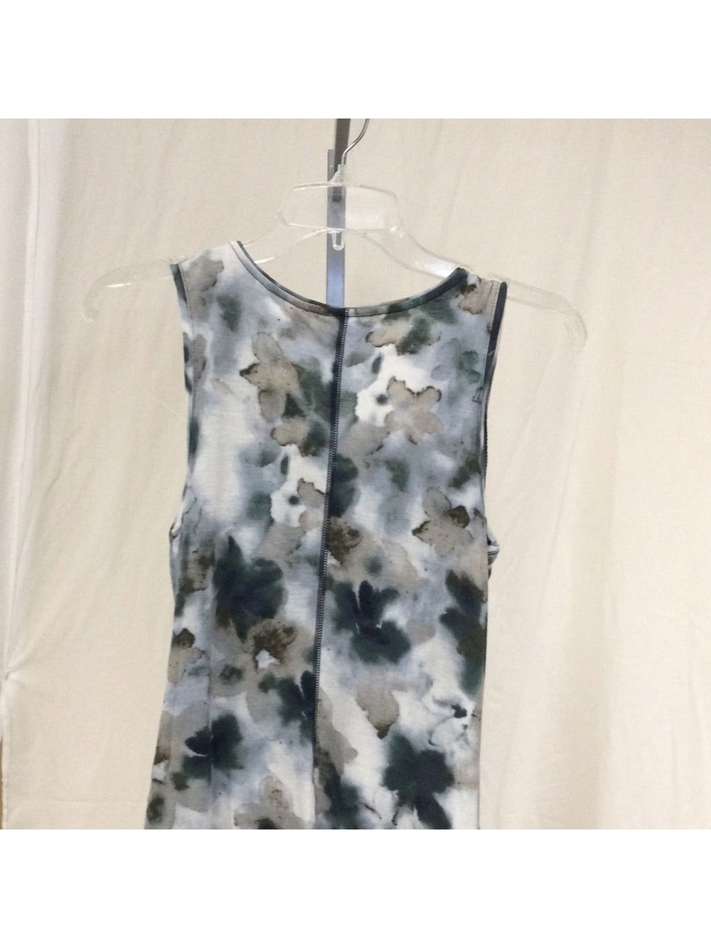 Simply Vera Small Women's Spotted White Green Grey Tank Top - The Kennedy Collective Thrift - 