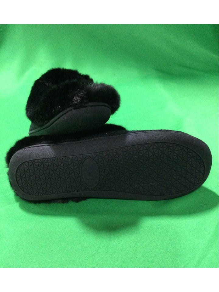 Totes Black Slip-On Slipper Women 7-8 In Box New - The Kennedy Collective Thrift - 