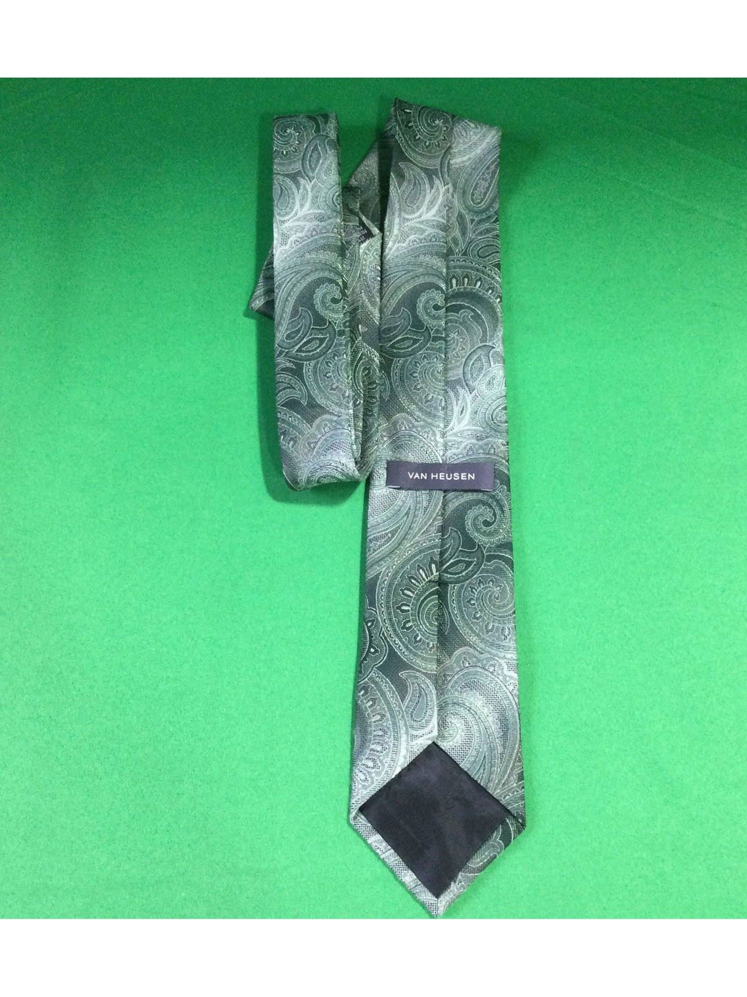 Van Heusen Silk Green Paisley Design Standard Size Men's Tie - The Kennedy Collective Thrift - 