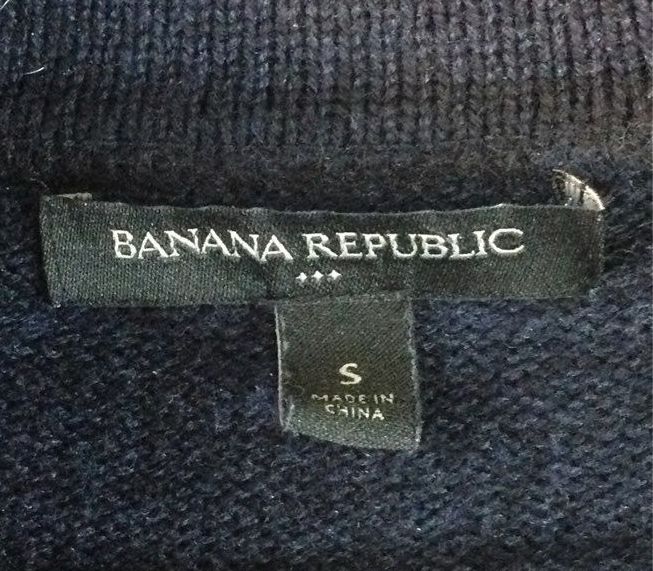 Banana Republic Blue Men's Sweater - Size S