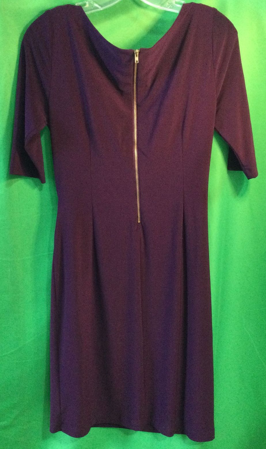 Tahari Arthur S. Levine Purple Ladies Casual Dress - Size 6P