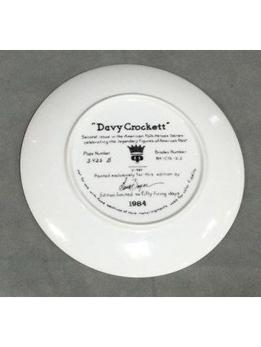 Crown Parian Small Davy Crockett Collector Plate - In Box