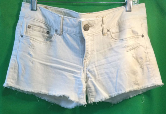 American Eagle White Shorts - Size 8 - Ladies