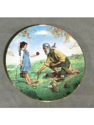 Crown Parian Medium Johnny Appleseed Collector Plate - In Box